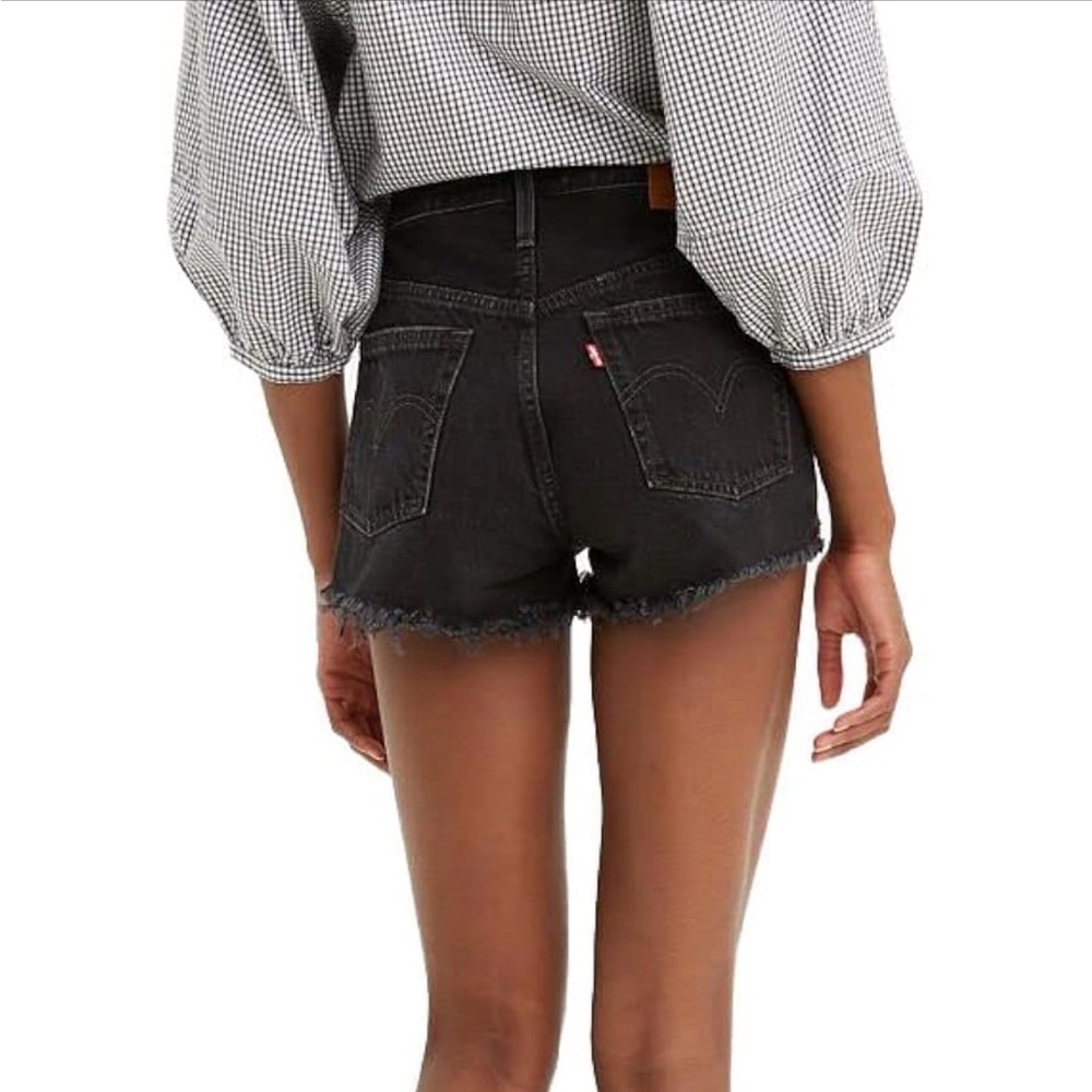 Levi’s 501’s Black High- Rise Denim Cutoff Shorts Distressed Hem Size 27 Women’s